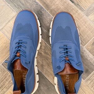Men's Blue Knit Sneakers
